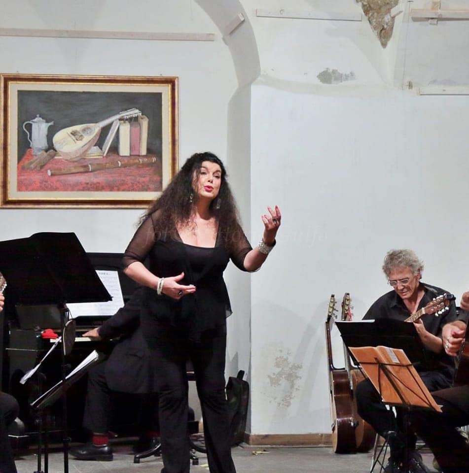 “Napoli in… Filigrana”: concerto di beneficenza degli allievi di Gloria Greco
